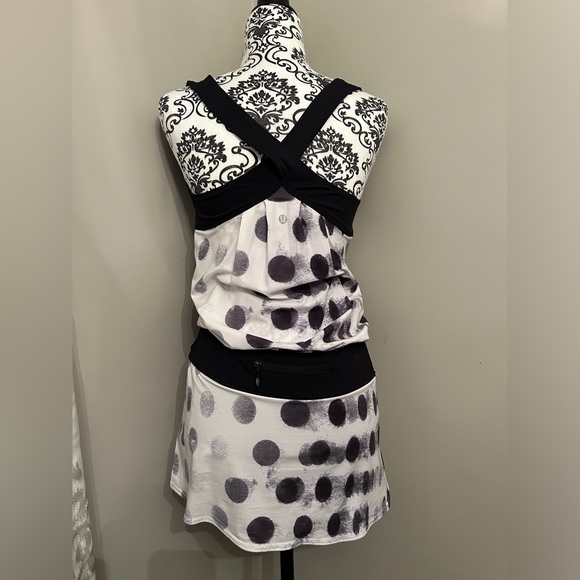 Lululemon jumper - Picture 3 of 11